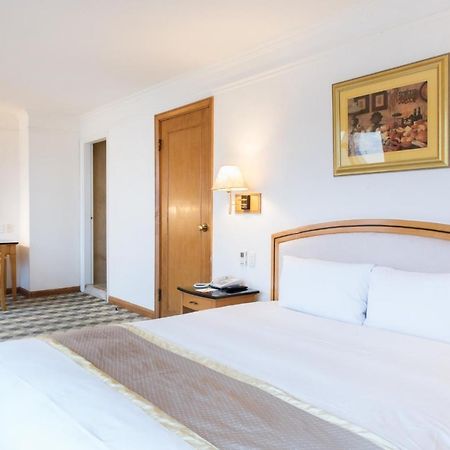 Hometel Hotel Καοσιούνγκ Εξωτερικό φωτογραφία