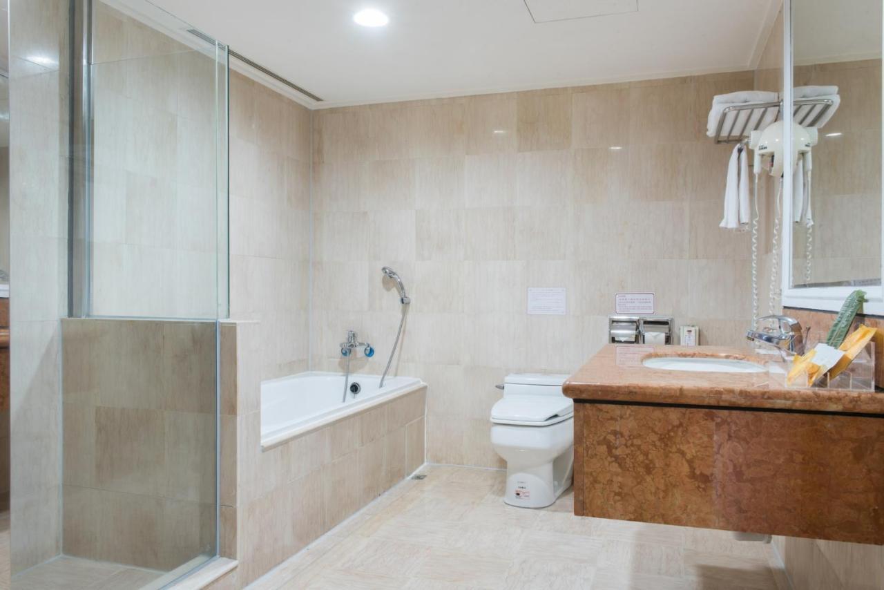 Hometel Hotel Καοσιούνγκ Εξωτερικό φωτογραφία