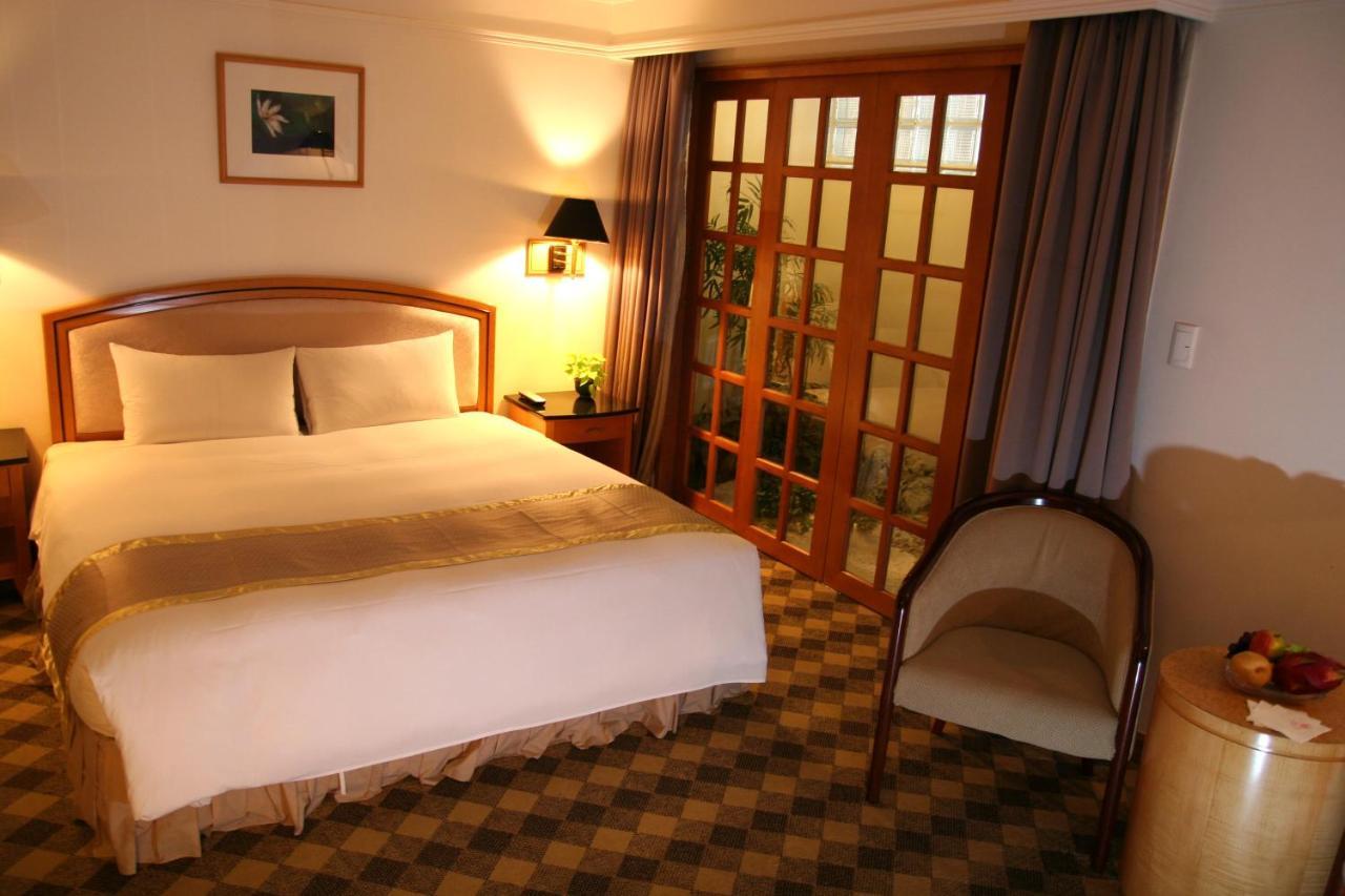 Hometel Hotel Καοσιούνγκ Εξωτερικό φωτογραφία
