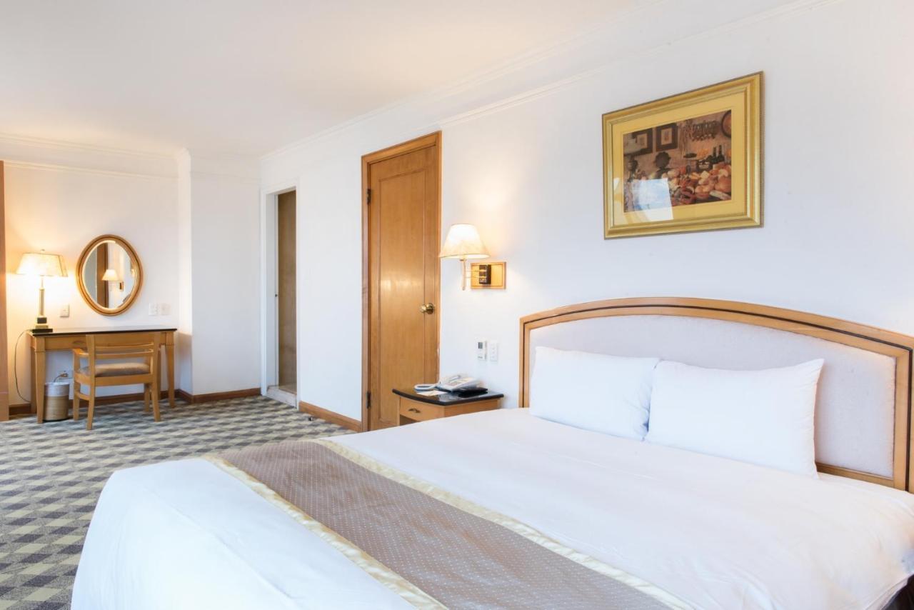 Hometel Hotel Καοσιούνγκ Εξωτερικό φωτογραφία
